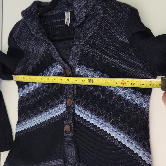 BKE Cardigan Sweater Womens size M  Blue Knit Hooded Button - Picture 9 of 9